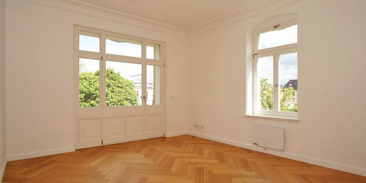 Etagenwohnung Dresden Striesen-Ost - 4 Zimmer, 103 m&sup2;, 1.995&euro; | Angebot:26684462