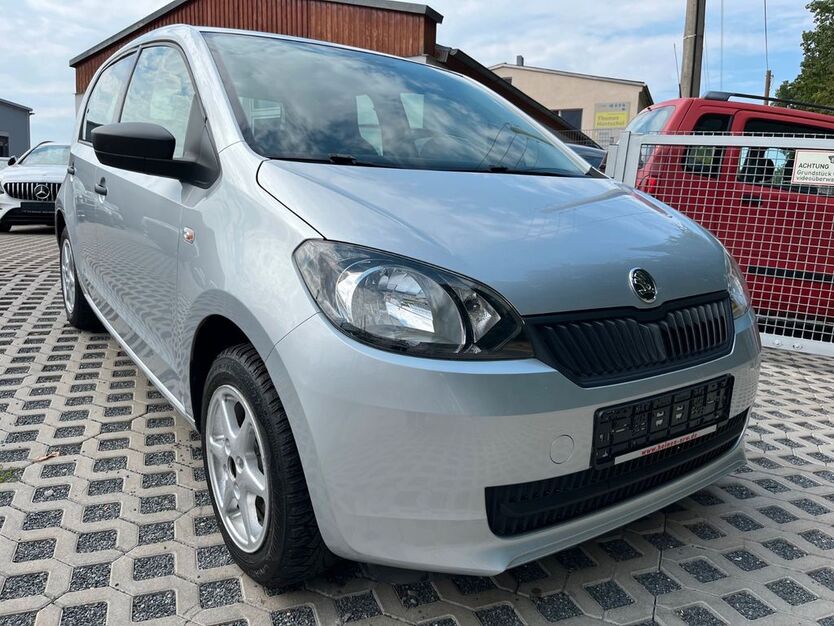 Skoda Citigo 73.645 km 5.800 € Bannewitz 01728