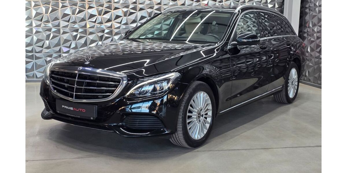 Mercedes-Benz C 250 132.400 km 18.690 &euro; Dresden 01139