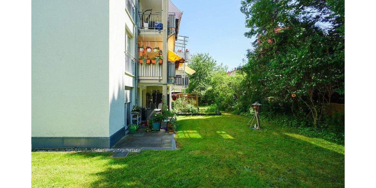 Helle Erdgeschosswohnung mit großzügiger Terrasse! 3 zimmer