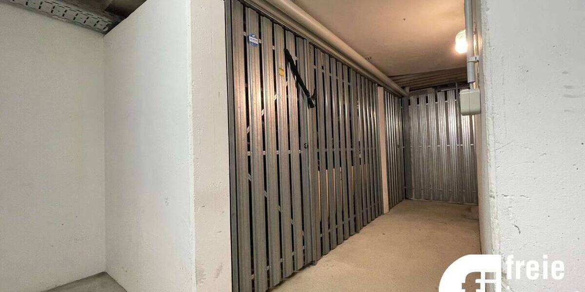 Etagenwohnung Dresden Pieschen-Süd - 4 Zimmer, 84 m&sup2;, 250.000&euro; | Angebot:26750976