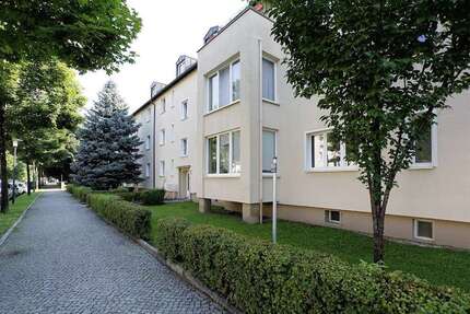 Wohnung zum Mieten in Dresden 405 € 51.12 m²