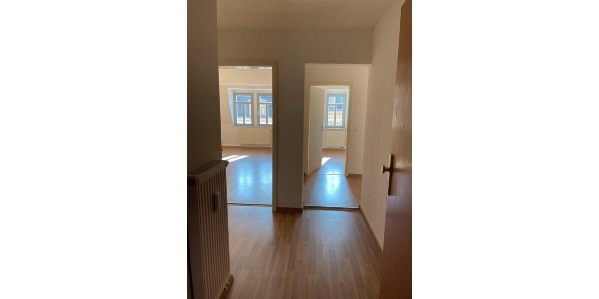 Dachgeschoßwohnung Dresden Neustadt - 3 Zimmer, 79 m&sup2;, 745&euro; | Angebot:25751102
