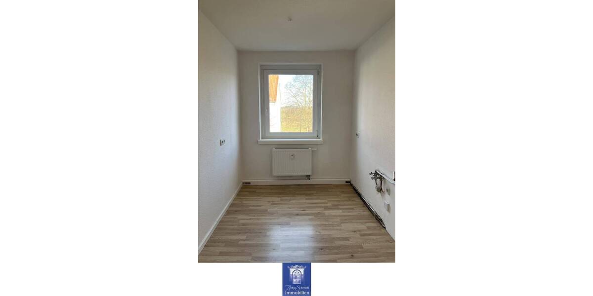 Etagenwohnung Dorfhain - 3 Zimmer, 66 m&sup2;, 395&euro; | Angebot:26220651