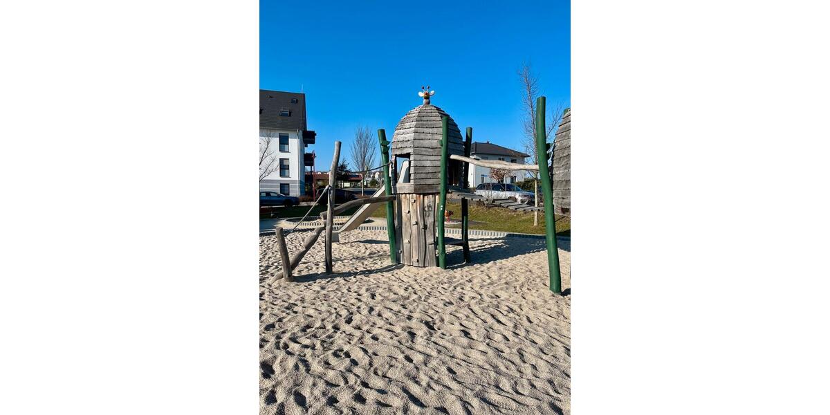 Reihenhaus Bannewitz - 6 Zimmer, 166 m&sup2;, 2.158&euro; | Angebot:25977535