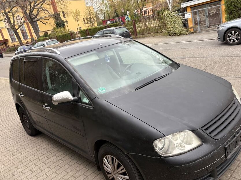 VW Touran 290.000 km 1.200 € Dresden 01139