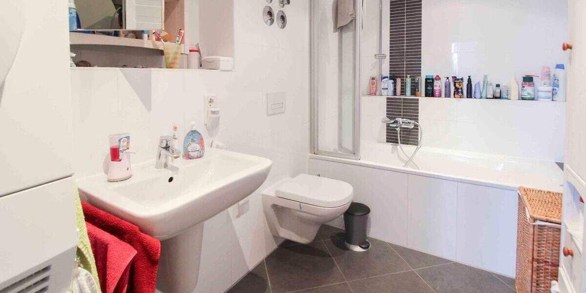 Etagenwohnung Dresden Radeberger Vorstadt - 4 Zimmer, 95 m&sup2;, 399.000&euro; | Angebot:24825211