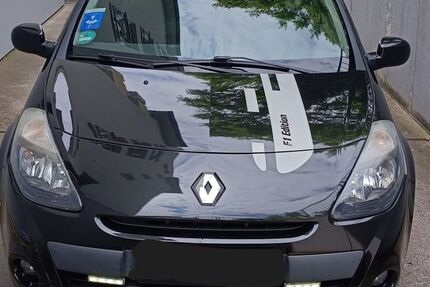 Renault Clio 104.000 km 5.600 &euro; Dresden 01277