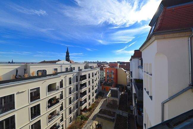 Etagenwohnung Dresden Innere Neustadt - 3 Zimmer, 90 m&sup2;, 1.448&euro; | Angebot:25768402