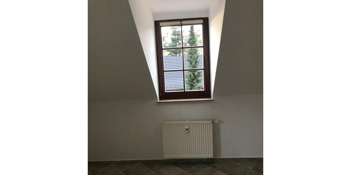 Dachgeschoßwohnung Stolpen - 2 Zimmer, 84 m&sup2;, 815&euro; | Angebot:24662578