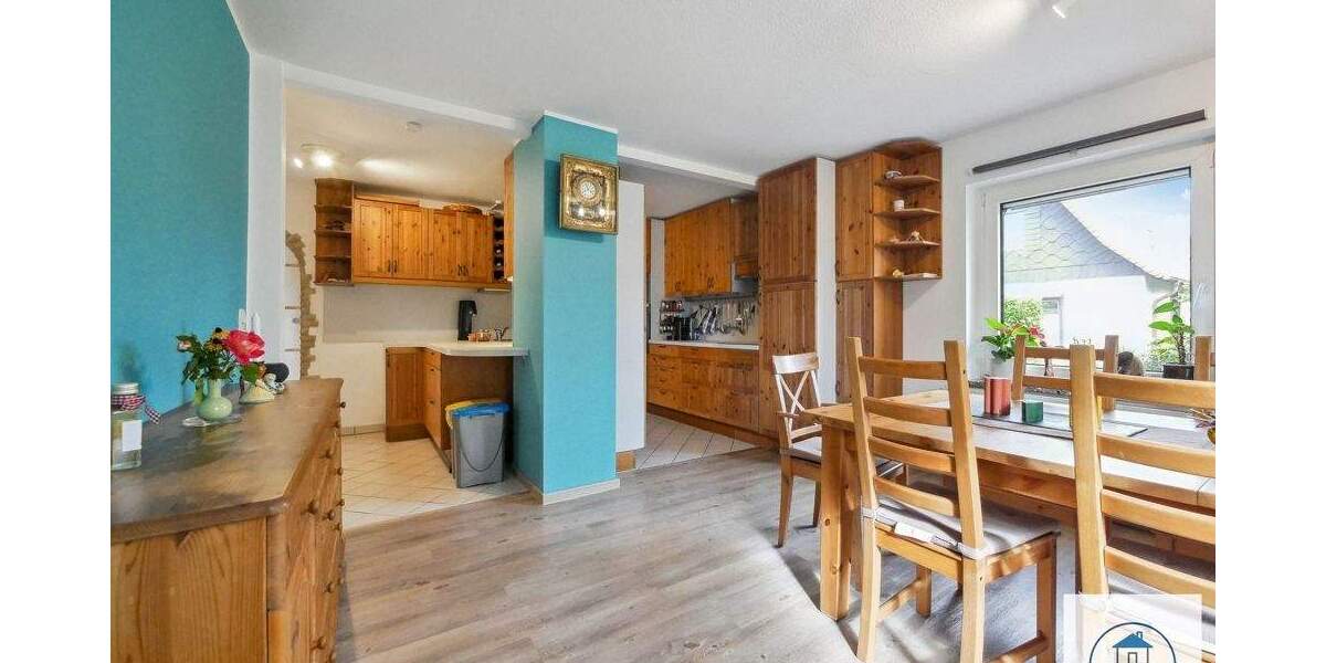 +DD: Romantische 5-R-DHH im Landhausstil + Nebenhaus zu vermieten! Garage + Garten mit Pool & Sauna+ 6 zimmer