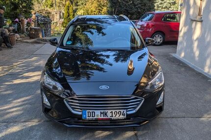 Ford Focus 93.700 km 14.500 &euro; Dresden 01099