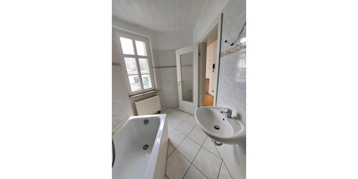 Etagenwohnung Großröhrsdorf - 3 Zimmer, 65 m&sup2;, 600&euro; | Angebot:25641786