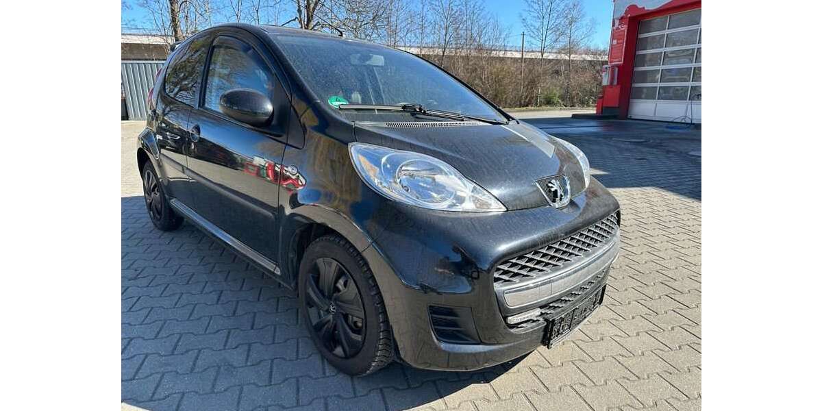 Peugeot 107 82.000 km 4.490 &euro; Pirna 01796