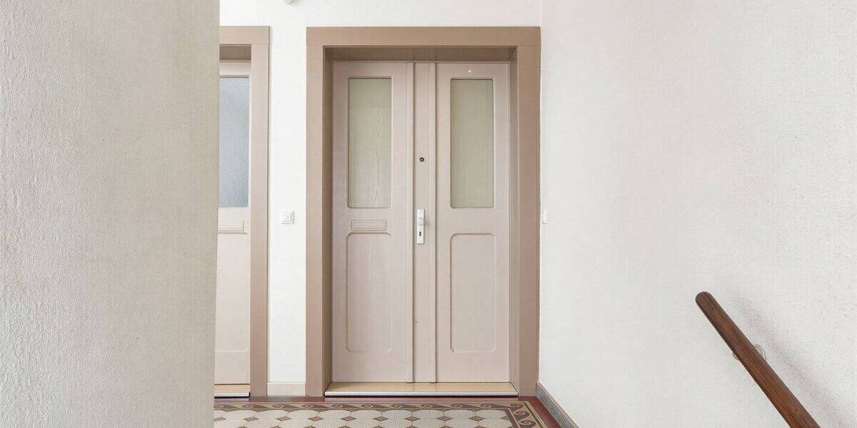 Etagenwohnung Dresden Naußlitz - 2 Zimmer, 63 m&sup2;, 179.000&euro; | Angebot:26851752