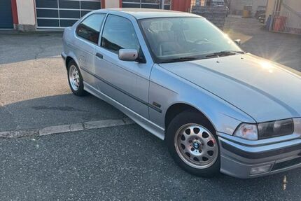 BMW 316 310.000 km 1.500 &euro; Wachau 01454