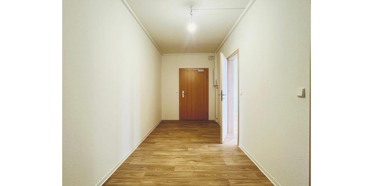 Etagenwohnung Freital - 3 Zimmer, 78 m&sup2;, 550&euro; | Angebot:25806598