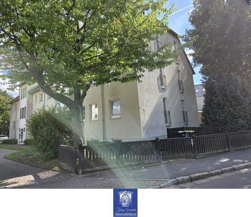 Charmante Mansardenwohnung in schöner Lage in Dresden-Cotta! 2 zimmer