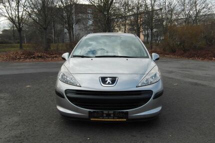 Peugeot 207 106.573 km 2.999 &euro; Dresden 01237