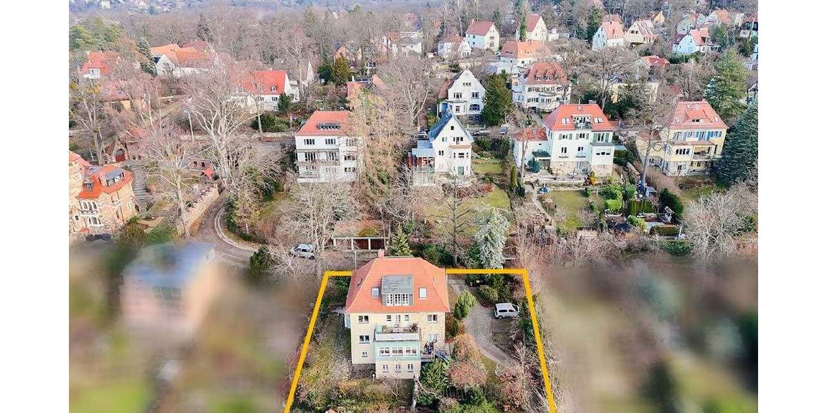 AUKTION: Mehrfamilienahus 1 zimmer