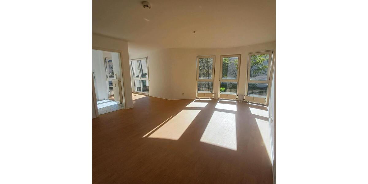 Etagenwohnung Pirna - 1 Zimmer, 65 m&sup2;, 750&euro; | Angebot:26356204
