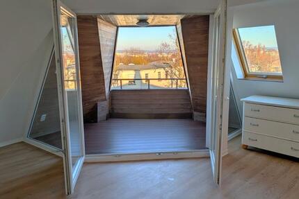 Sofort frei! 3-Zi + 2 SP, EBK möglich! auch WG-geeignet 3 zimmer