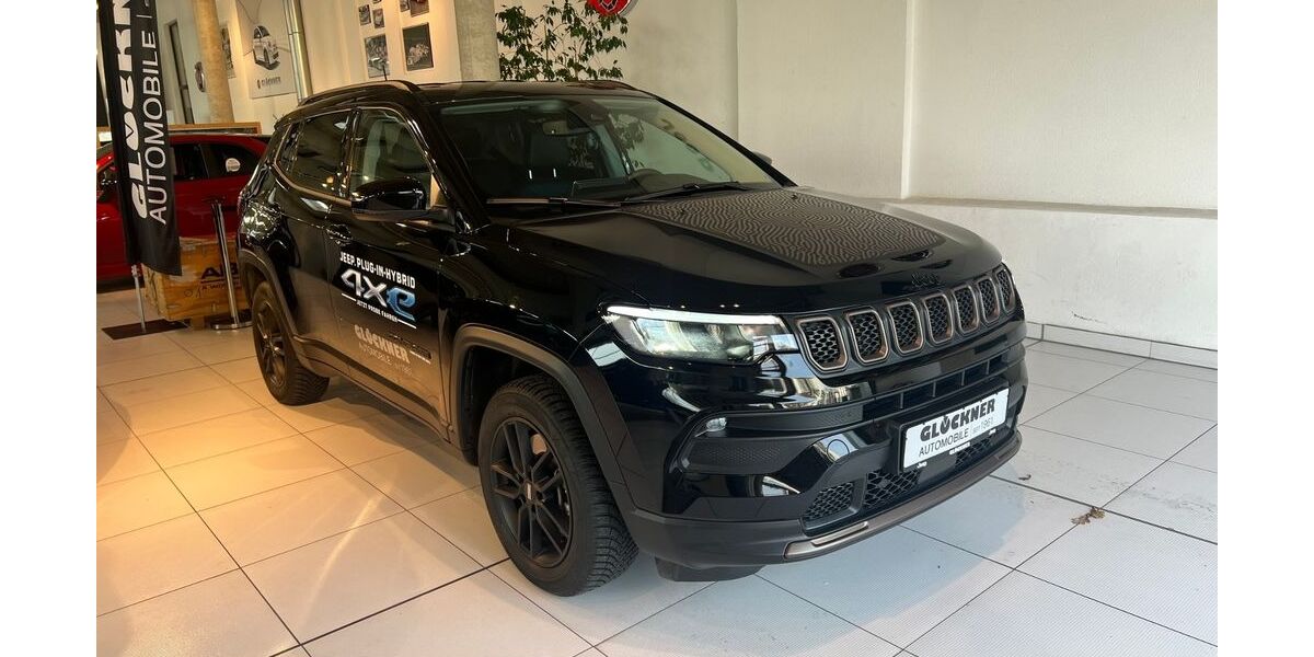 Jeep Compass 31.062 km 27.990 &euro; Dresden 01109