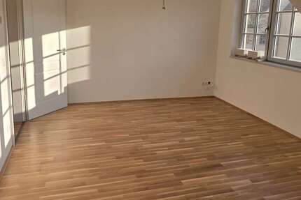 Wohnung Pirna - 4 Zimmer, 129 m&sup2;, 1.488&euro; | Angebot:25430913