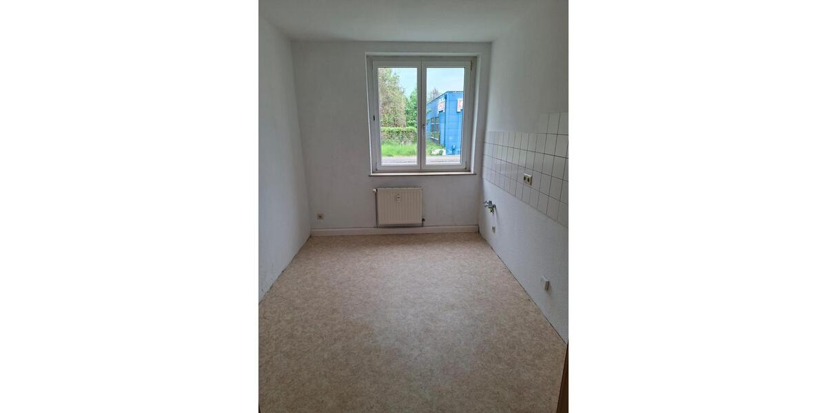Erdgeschoßwohnung Freital - 2 Zimmer, 45 m&sup2;, 300&euro; | Angebot:26463162