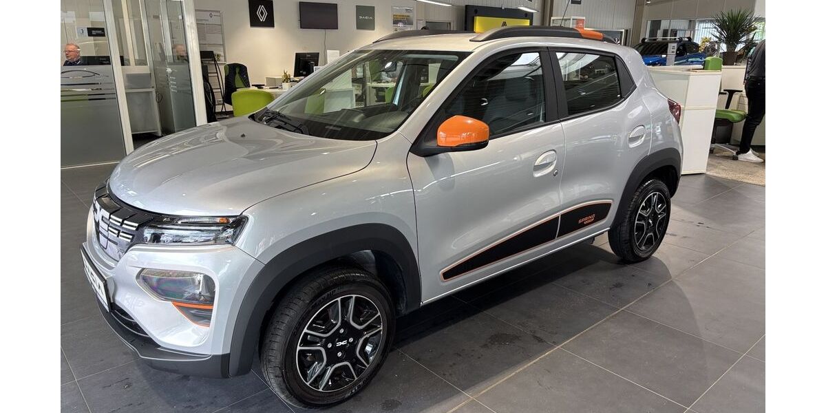 Dacia Spring 7.615 km 12.990 &euro; Dresden 01139