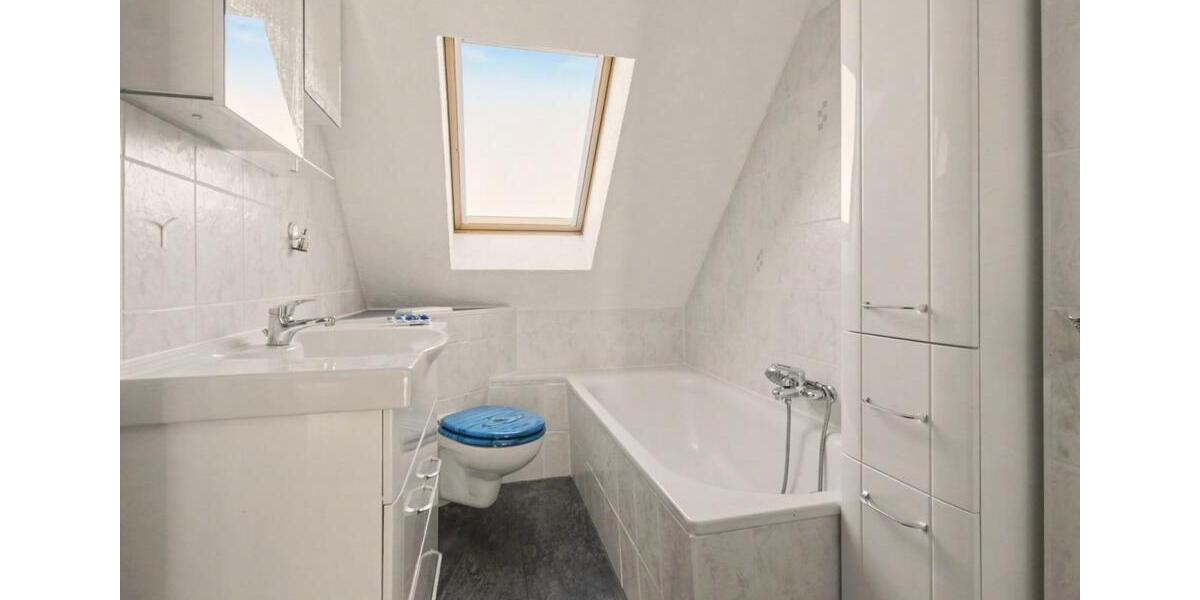 Dachgeschoßwohnung Radeberg - 2 Zimmer, 65 m&sup2;, 715&euro; | Angebot:26484766
