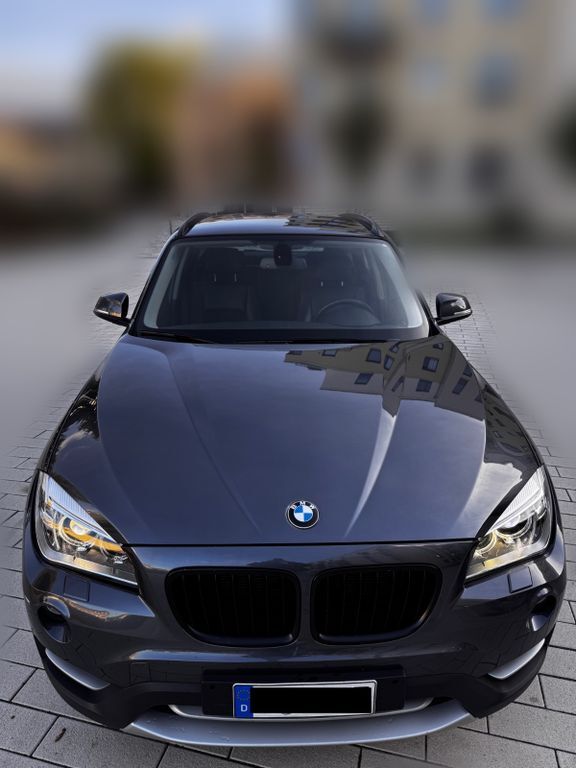 BMW X1 148.000 km 11.999 € Dresden 01067