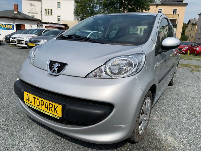 Peugeot 107 101.000 km 2.900 € Heidenau 01809