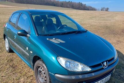 Peugeot 206 186.000 km 750 &euro; Liebstadt 01825