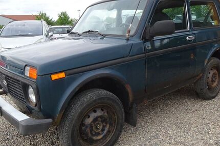 Lada Niva 120.700 km 1.100 &euro; Dresden 01219