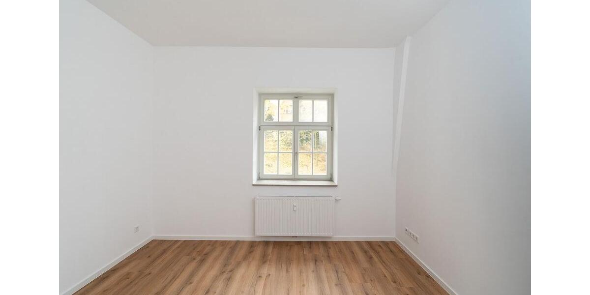 Etagenwohnung Dresden Loschwitz - 6 Zimmer, 216 m&sup2;, 2.700&euro; | Angebot:23432214