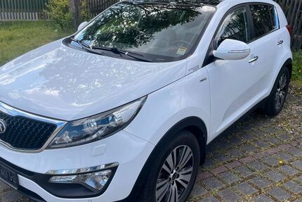 Kia Sportage 150.000 km 10.800 &euro; Dresden 01139