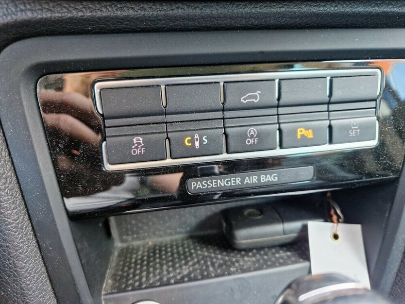 Sharan 2.0 TDI DSG BMT Highline Leder/Navi/Xenon