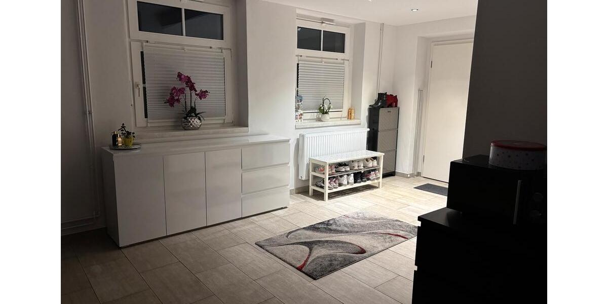 Erdgeschoßwohnung Dresden Leuben - 3 Zimmer, 92 m&sup2;, 1.075&euro; | Angebot:26150214