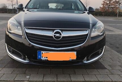 Opel Insignia 154.200 km 7.570 &euro; Radebeul 01445