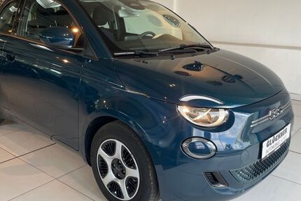 Fiat 500 15.569 km 15.990 &euro; Dresden 01109
