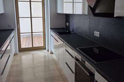 Wohnung zum Mieten in Dresden 1.762 € 121.5 m²