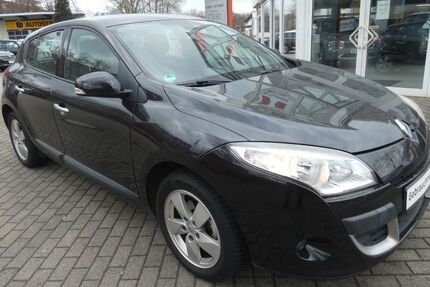 Renault Megane 143.013 km 3.990 &euro; Radebeul 01445
