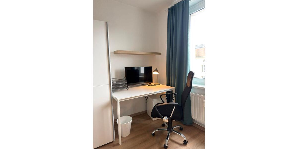 Etagenwohnung Dresden Blasewitz - 4 Zimmer, 38 m&sup2;, 650&euro; | Angebot:26406535