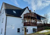 Charmantes Mehrfamilienhaus mit großem Potenzial und ländlichem Flair