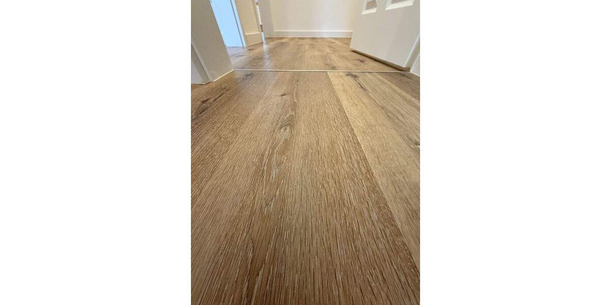 Luxus Erdgeschosswohnung mit 20 m² Terrasse & Garten - hochwertig saniert, ruhig, privat - prov-frei 3 zimmer