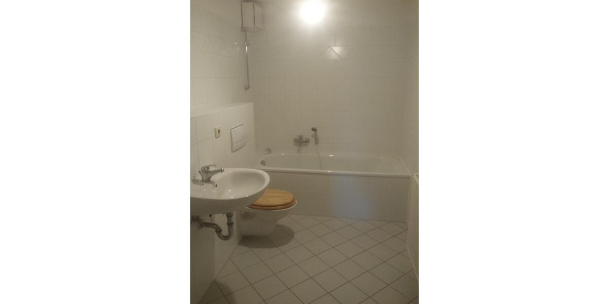 Etagenwohnung Dresden Neustadt - 2 Zimmer, 59 m&sup2;, 600&euro; | Angebot:26165743