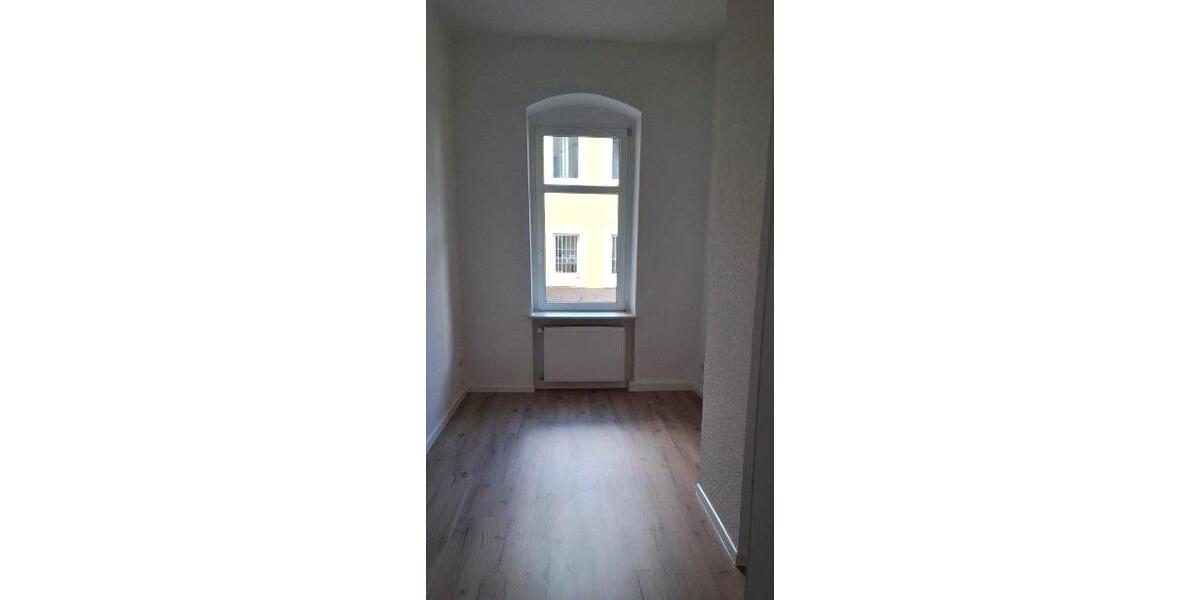 Erdgeschoßwohnung Freital - 3 Zimmer, 64 m&sup2;, 477&euro; | Angebot:26129614