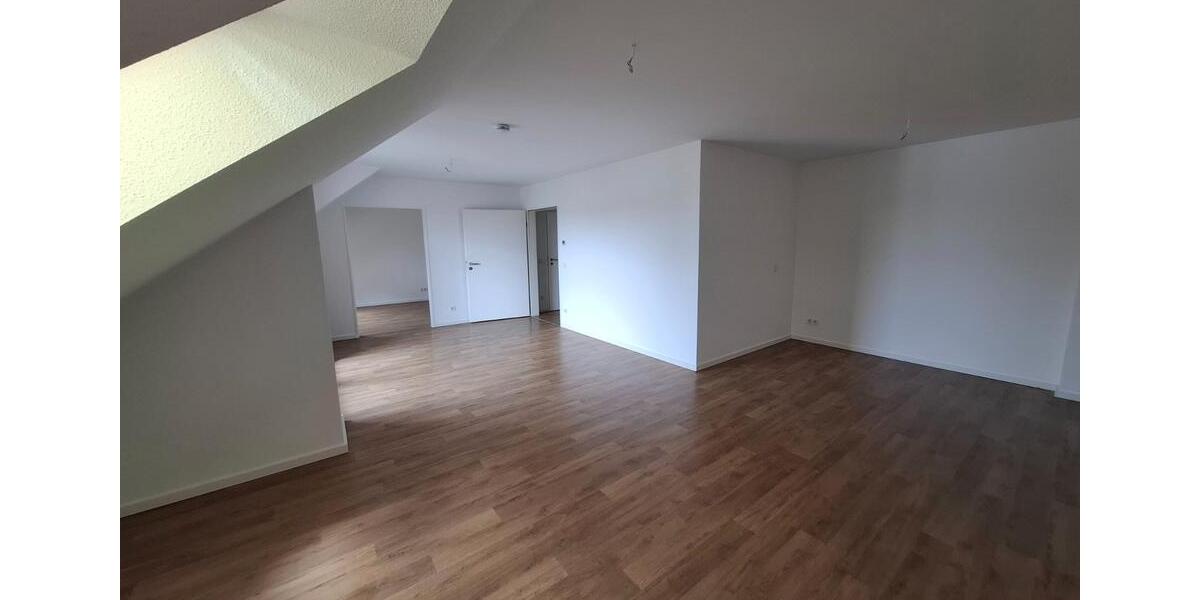 Etagenwohnung Radeberg - 2 Zimmer, 57 m&sup2;, 566&euro; | Angebot:26142953