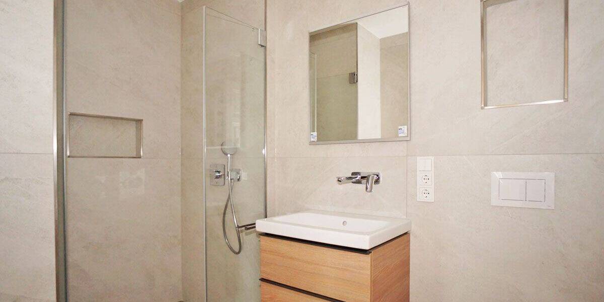 Etagenwohnung Dresden Striesen-Ost - 3 Zimmer, 88 m&sup2;, 1.930&euro; | Angebot:26816723